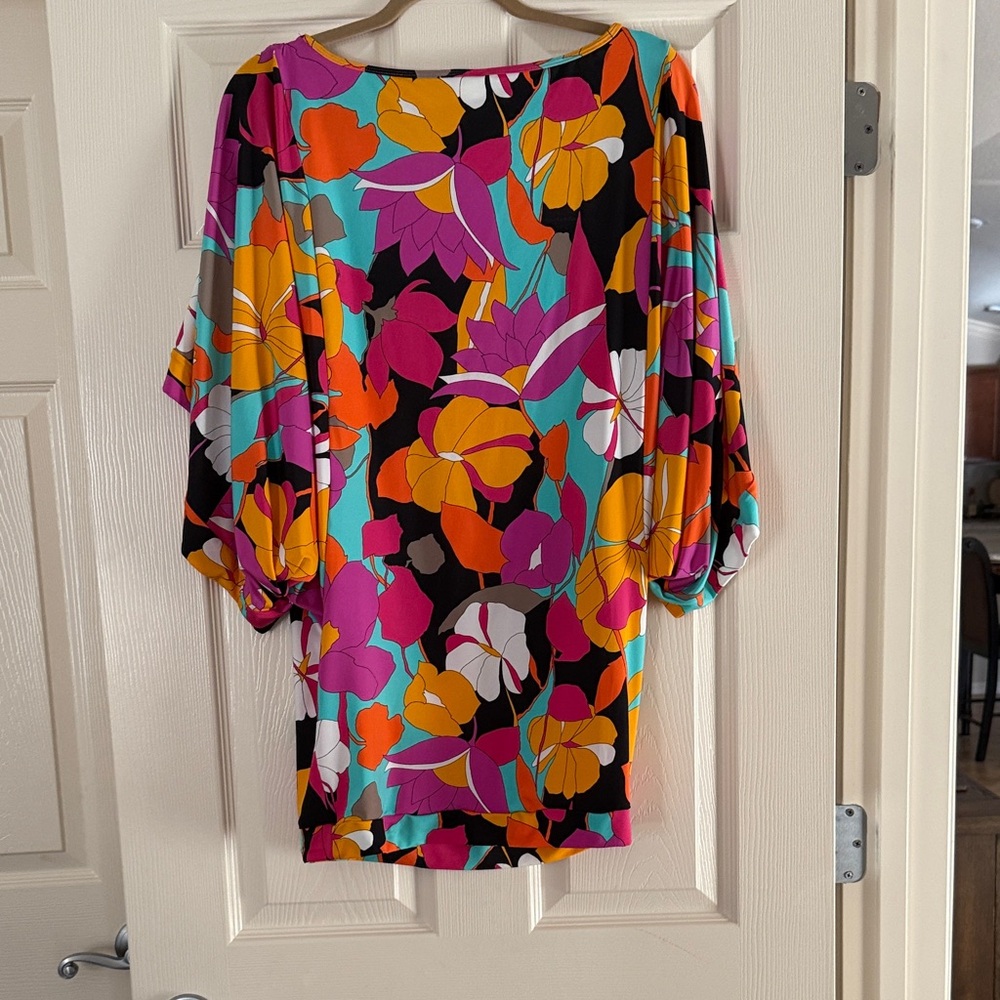 Trina Turk Multicolor Abstract Top - Picture 3 of 4